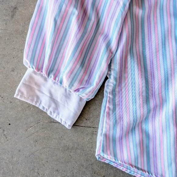 Vintage Blue Pink Purple Striped Peter Pan Collar Button Front Shirt - Picture 4 of 9